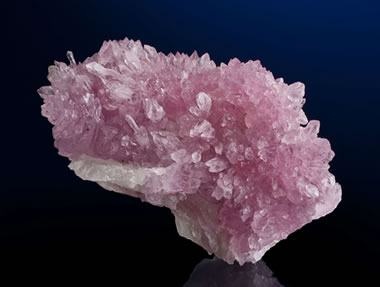 Rose Quartz crystal
