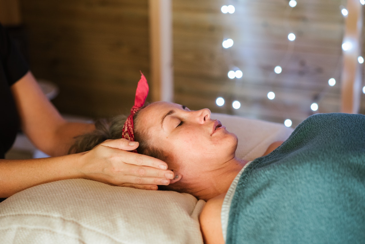 Reiki And Its Benefits For Skin Health - An Introduction To Energy Healing